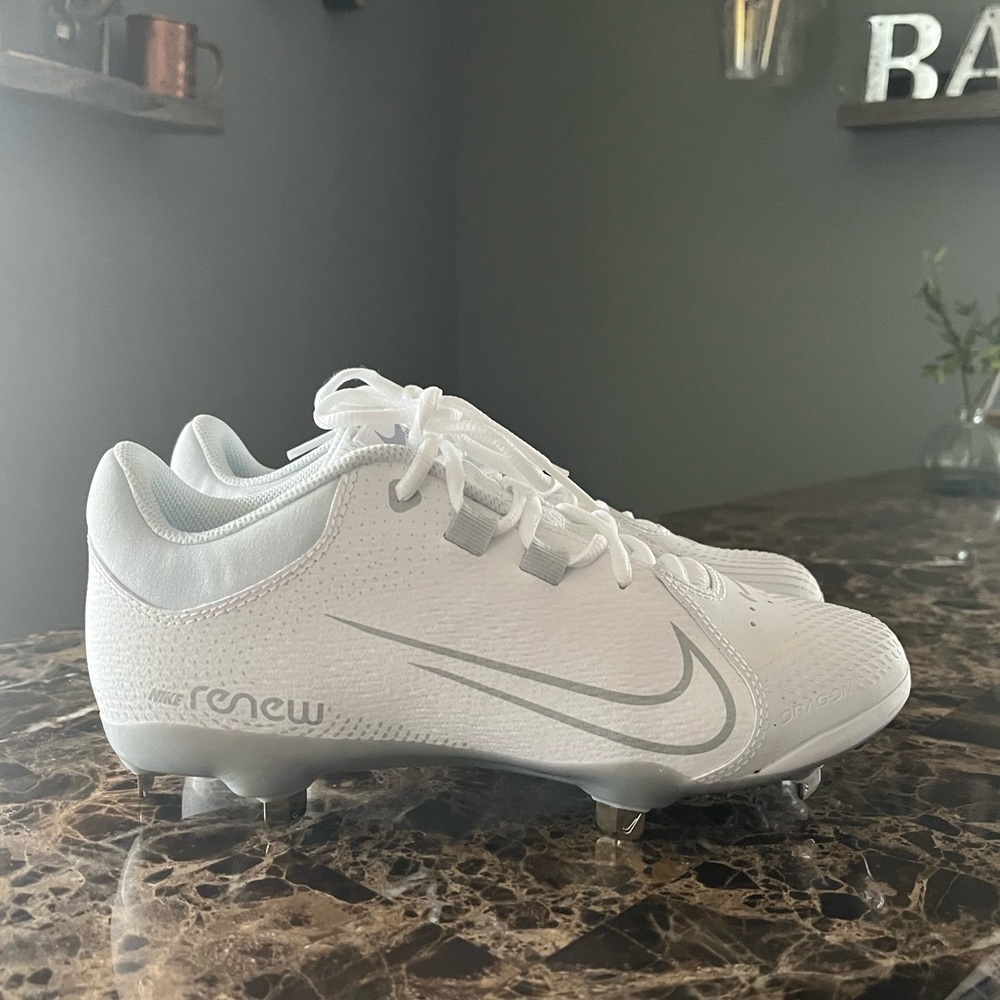 Nike Renew Softball Cleats
